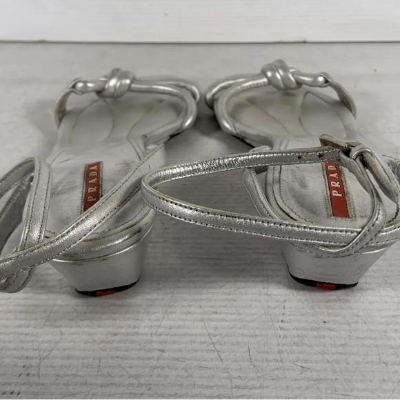 Prada Shoes - Picture 4 of 7